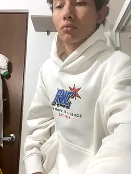 Davomg online show from January 9, 1:45 am