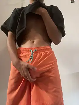 Davomg online show from April 28, 6:45 pm