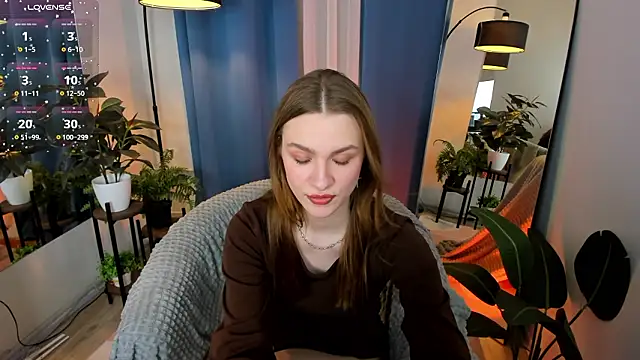 PollyMayer online show from March 8, 2:04 am