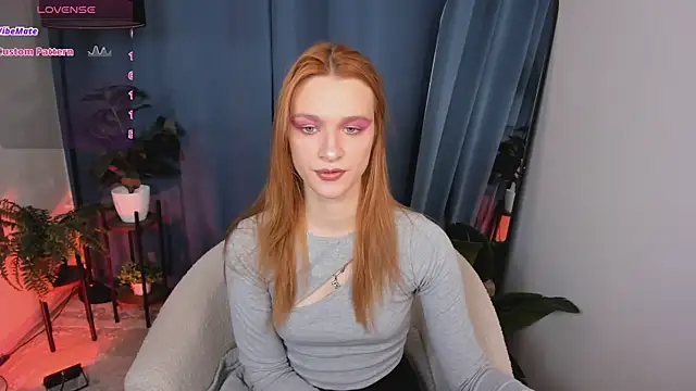 Snapshot of PollyMayer chatting on May 23, 9:03 pm PollyMayer online show from May 23, 9:03 pm