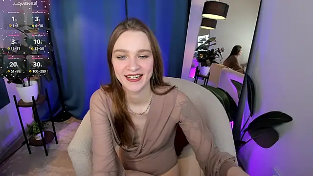 PollyMayer online show from March 19, 8:53 pm