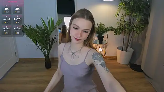 PollyMayer online show from November 28, 9:04 pm