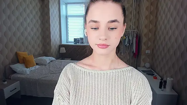 JinnyMcie online show from October 18, 9:11 am