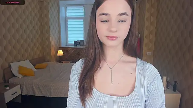 JinnyMcie online show from November 10, 9:47 am