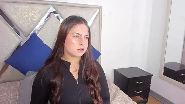 mia fox4 online show from October 19, 1:14 pm