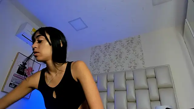 Peyton louise online show from October 30, 11:41 am