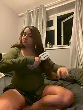 MadelineLeah online show from July 9, 9:58 pm