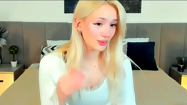 SugarWhisper online show from March 18, 3:46 pm