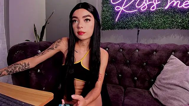 scarlettvelvet  online show from October 30, 1:31 pm