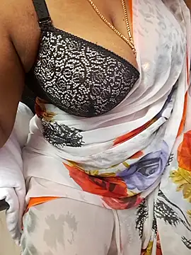 Tamil Ammani online show from October 4, 7:43 am