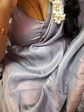 Tamil Ammani online show from October 4, 7:48 pm