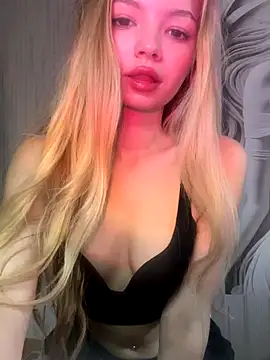  Siennaaa  online show from November 4, 12:53 pm