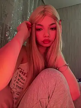  Siennaaa  online show from February 26, 8:53 pm