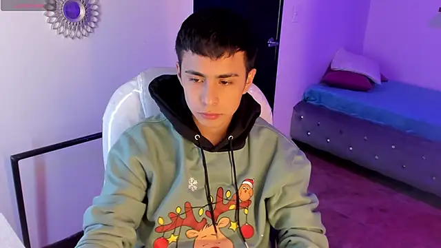 Nyko ds online show from November 30, 4:13 am