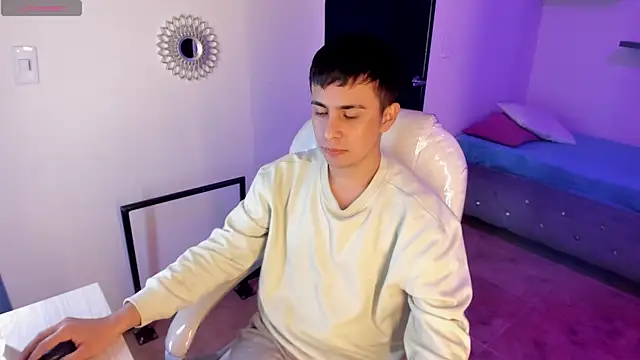 Nyko ds online show from November 27, 4:24 am