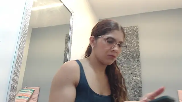 Snapshot of sammy_gale chatting on February 12, 11:43 am sammy gale online show from February 12, 11:43 am