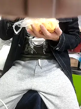 chougegg0214 online show from November 10, 12:48 am