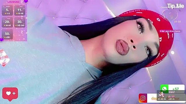 Daphnne XXX online show from December 5, 7:45 pm