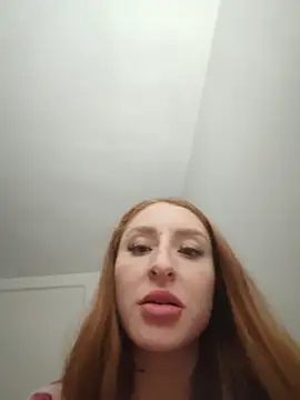 Snapshot of Bennuluspeach_ chatting on July 12, 2:56 am Bennuluspeach online show from July 12, 2:56 am