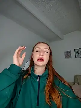 Snapshot of Bennuluspeach_ chatting on October 26, 5:30 am Bennuluspeach online show from October 26, 5:30 am