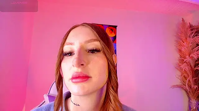 Bennuluspeach  online show from May 14, 11:07 am