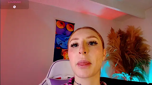 Bennuluspeach  online show from June 4, 11:04 am