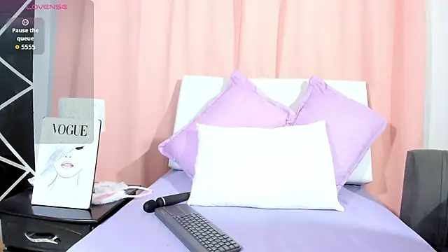 Celeeste Rose online show from November 29, 7:03 pm