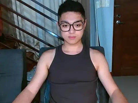 JayKarLo online show from June 16, 2:06 pm