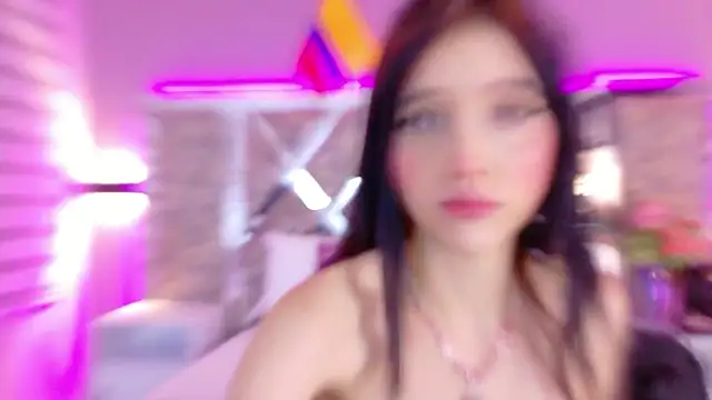 Snapshot of MeganR_ chatting on June 30, 3:28 am MeganR online show from June 30, 3:28 am