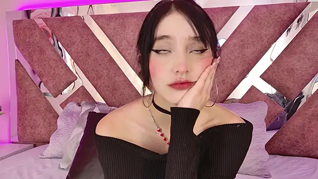 MeganR  online show from March 24, 11:10 am