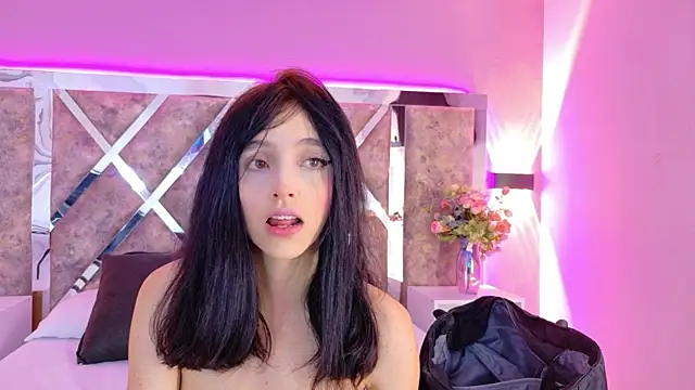 MeganR  online show from May 30, 3:13 am