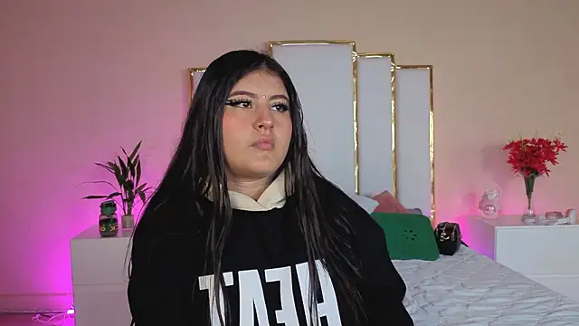 AnnaSwift  online show from March 24, 12:49 pm