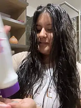 AnnaSwift  online show from April 4, 2:51 am