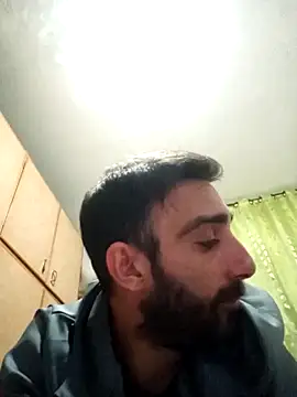 Snapshot of Cristian863 chatting on September 30, 6:14 pm Cristian863 online show from September 30, 6:14 pm