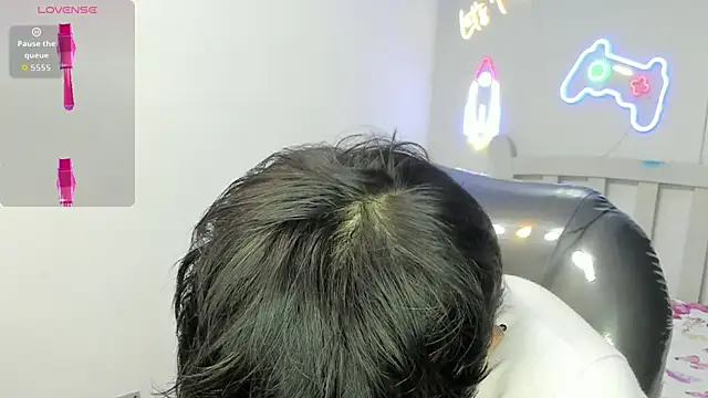 StiwenTwink online show from January 7, 8:03 pm