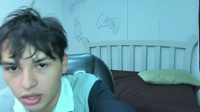 StiwenTwink online show from October 1, 2:54 pm