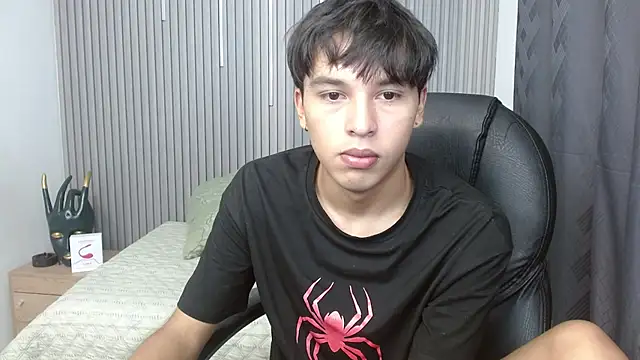 StiwenTwink online show from April 4, 1:39 pm