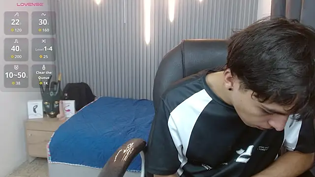 StiwenTwink online show from June 10, 1:34 pm