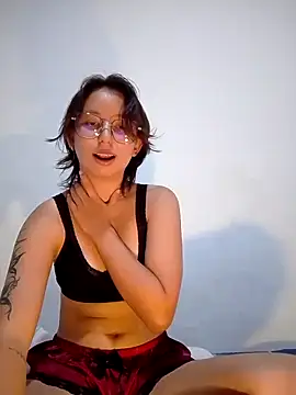 Klaret Toy online show from March 2, 8:38 pm