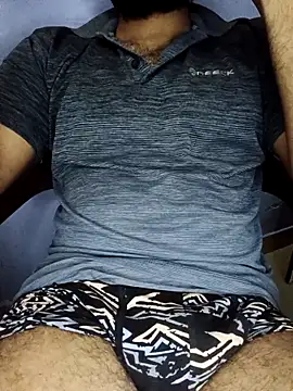 Snapshot of bhaveshPlayboy chatting on October 16, 11:40 am bhaveshPlayboy online show from October 16, 11:40 am