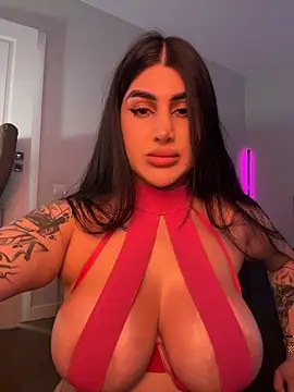 Niinarosee online show from March 26, 4:27 pm