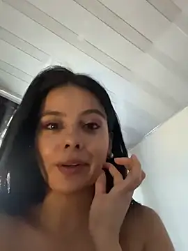 SaraMistick online show from November 15, 1:15 pm