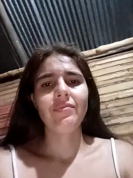 Snapshot of antonellahotimida chatting on May 4, 9:23 am antonellahotimida online show from May 4, 9:23 am