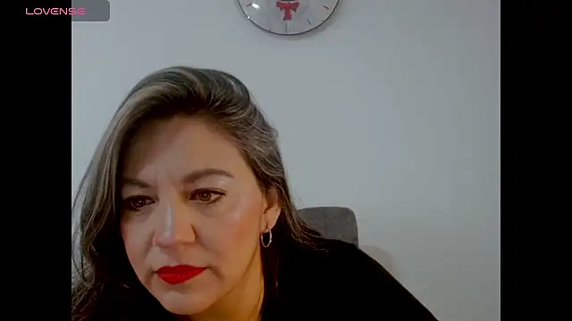 Snapshot of XxAntonellaxxx chatting on October 15, 1:41 pm XxAntonellaxxx online show from October 15, 1:41 pm