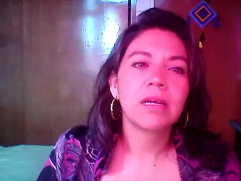 XxAntonellaxxx online show from December 18, 4:33 pm