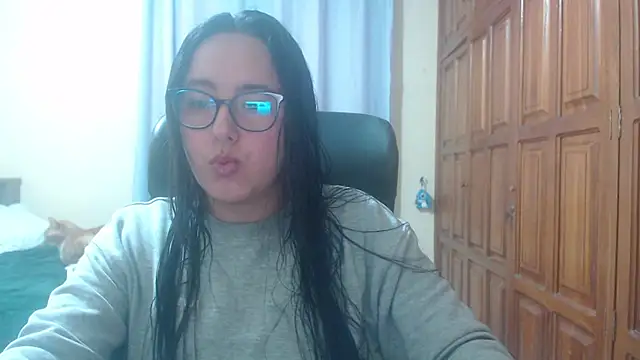 Venus cat  online show from January 17, 5:22 am