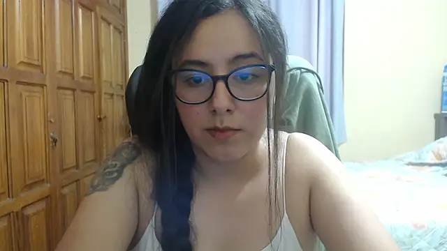 Venus cat  online show from December 2, 2:01 am