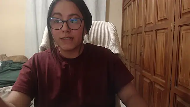 Venus cat  online show from February 18, 3:26 am