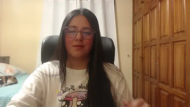 Venus cat  online show from July 25, 1:35 am