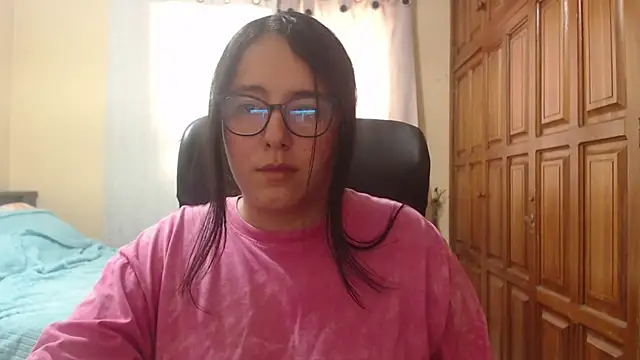 Venus cat  online show from June 20, 2:55 pm